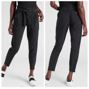 Athleta Black Paperbag Waist Tie Belt Cargo Pants Womens Size 14P